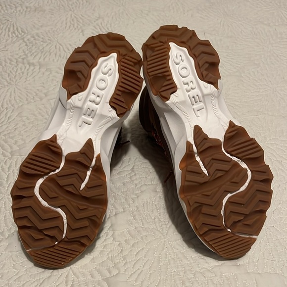 Sorel Women’s Kinetic Breakthrough Conquest Boot 7.5🌄🥾 - Picture 13 of 16